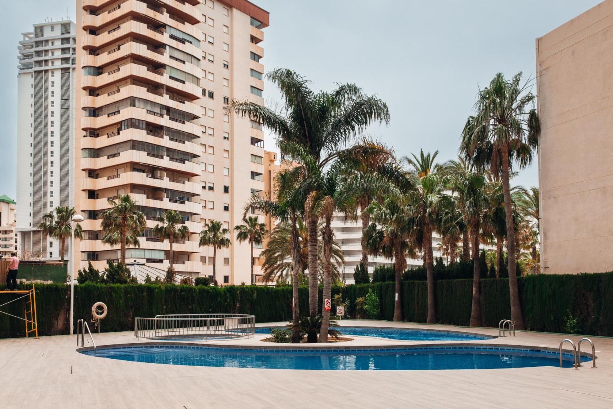 Apartamentos Wayteko Калпе Екстериор снимка